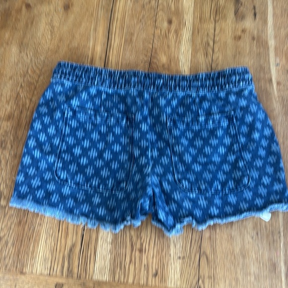 LOFT Ikat Cotton Linen Drawstring Shorts - Picture 9 of 9